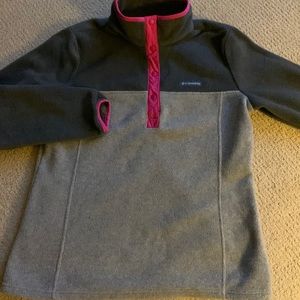 Like new Women’s size M Columbia fleece.